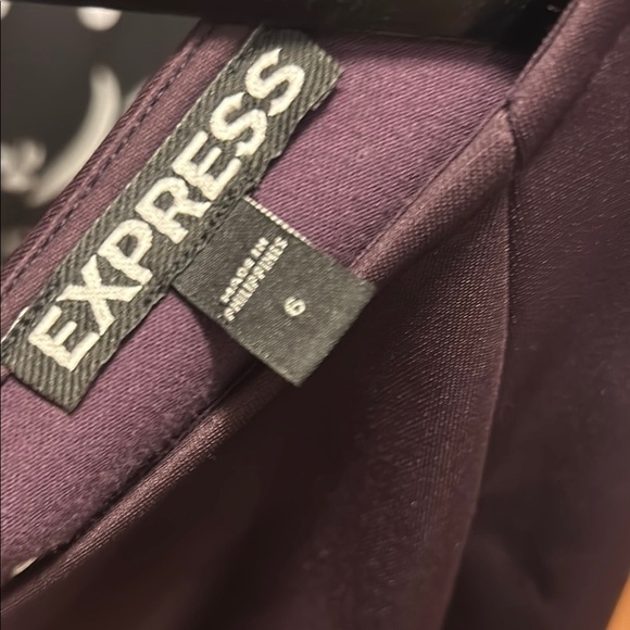 Elegant Purple Sleeveless Dress - Picture 4 of 10